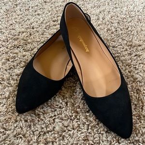 Women’s Black flats for sale.